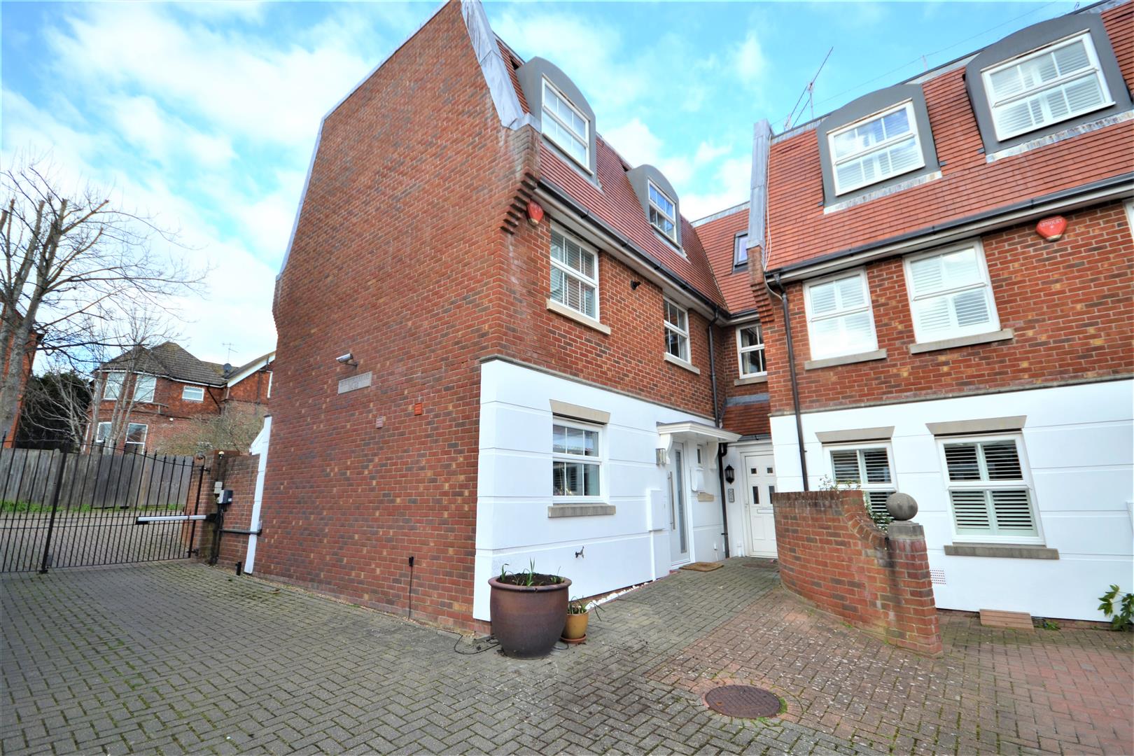Properties For Sale/Rent Hastings, Bexhill, Eastbourne Oakfield Estate